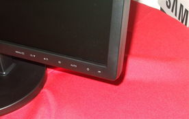 三星943nw液晶顯示器 28英寸LCD液晶顯示屏的卓越性能與設(shè)計(jì)